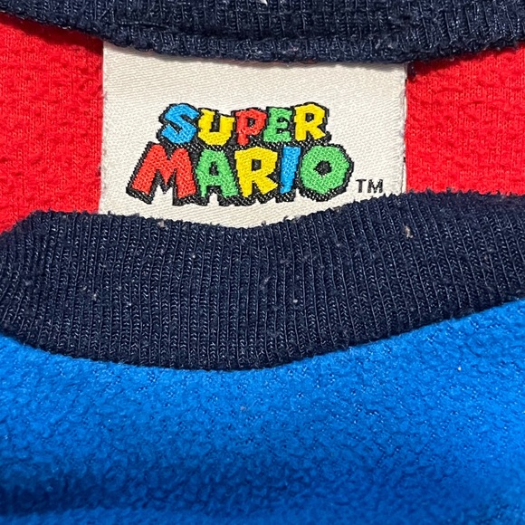 Boys 2 piece Super Mario pyjama set - Picture 2 of 3